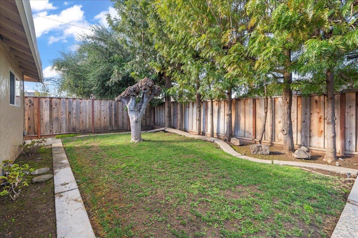 Detail Gallery Image 28 of 36 For 1595 Willowbrook Dr, San Jose,  CA 95118 - 3 Beds | 2 Baths