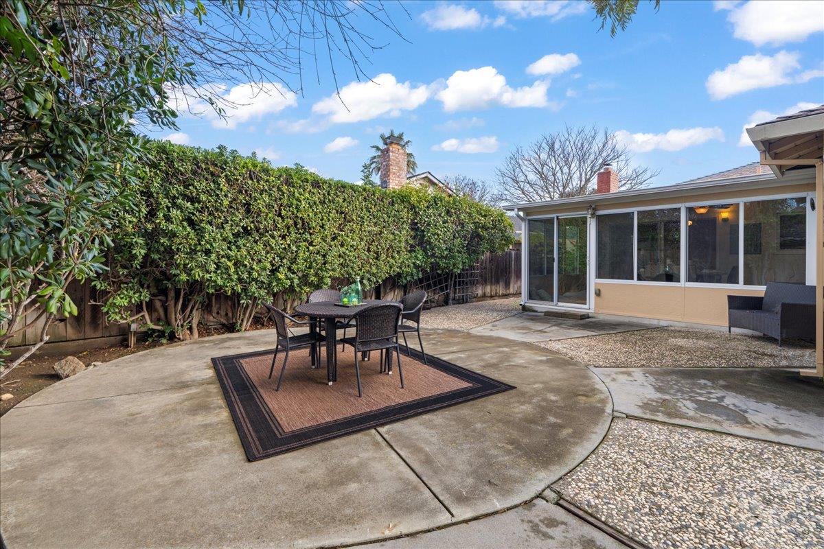 Detail Gallery Image 35 of 36 For 1595 Willowbrook Dr, San Jose,  CA 95118 - 3 Beds | 2 Baths