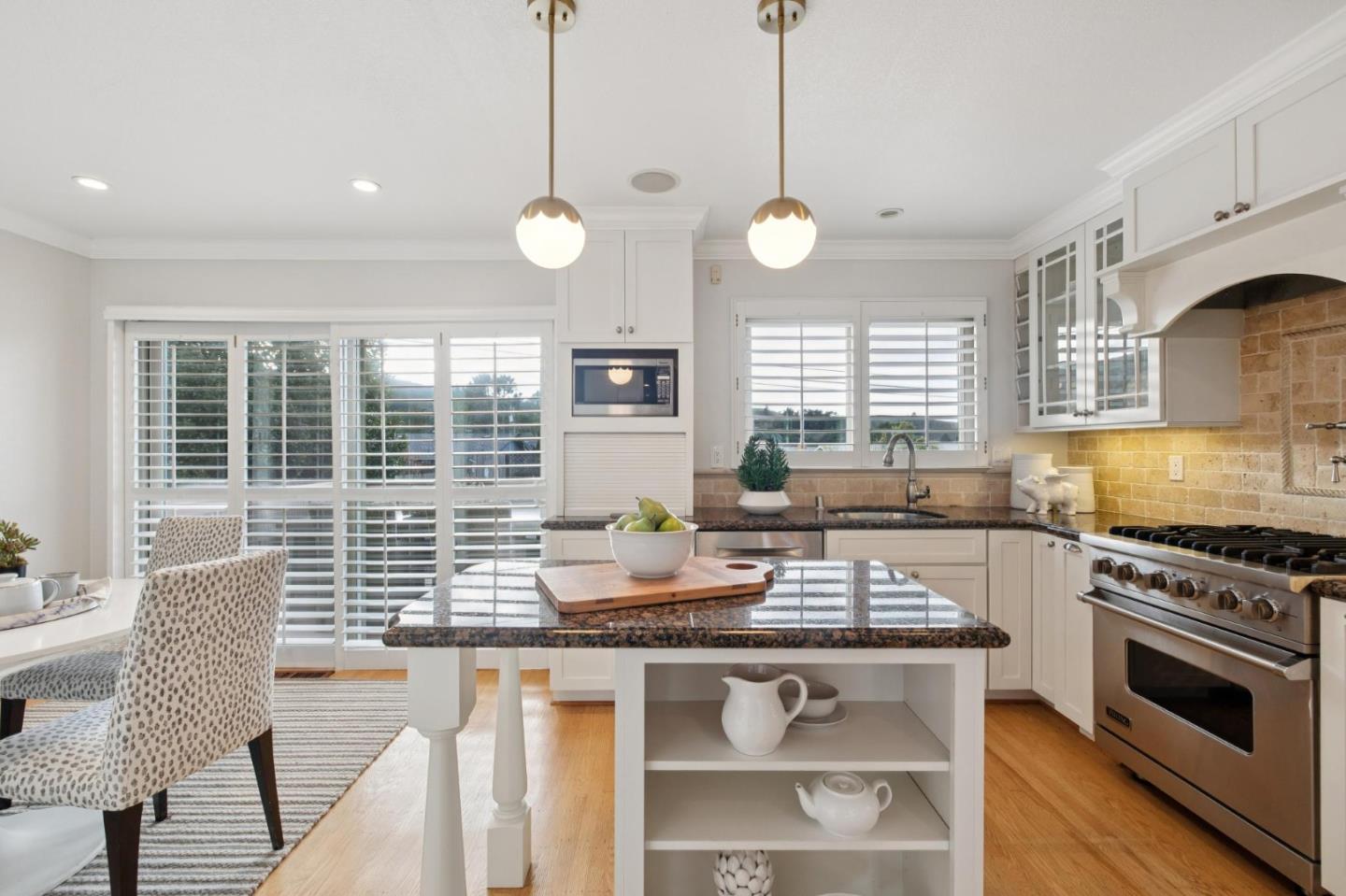 Detail Gallery Image 23 of 110 For 265 Lake Dr, San Bruno,  CA 94066 - 4 Beds | 2/1 Baths