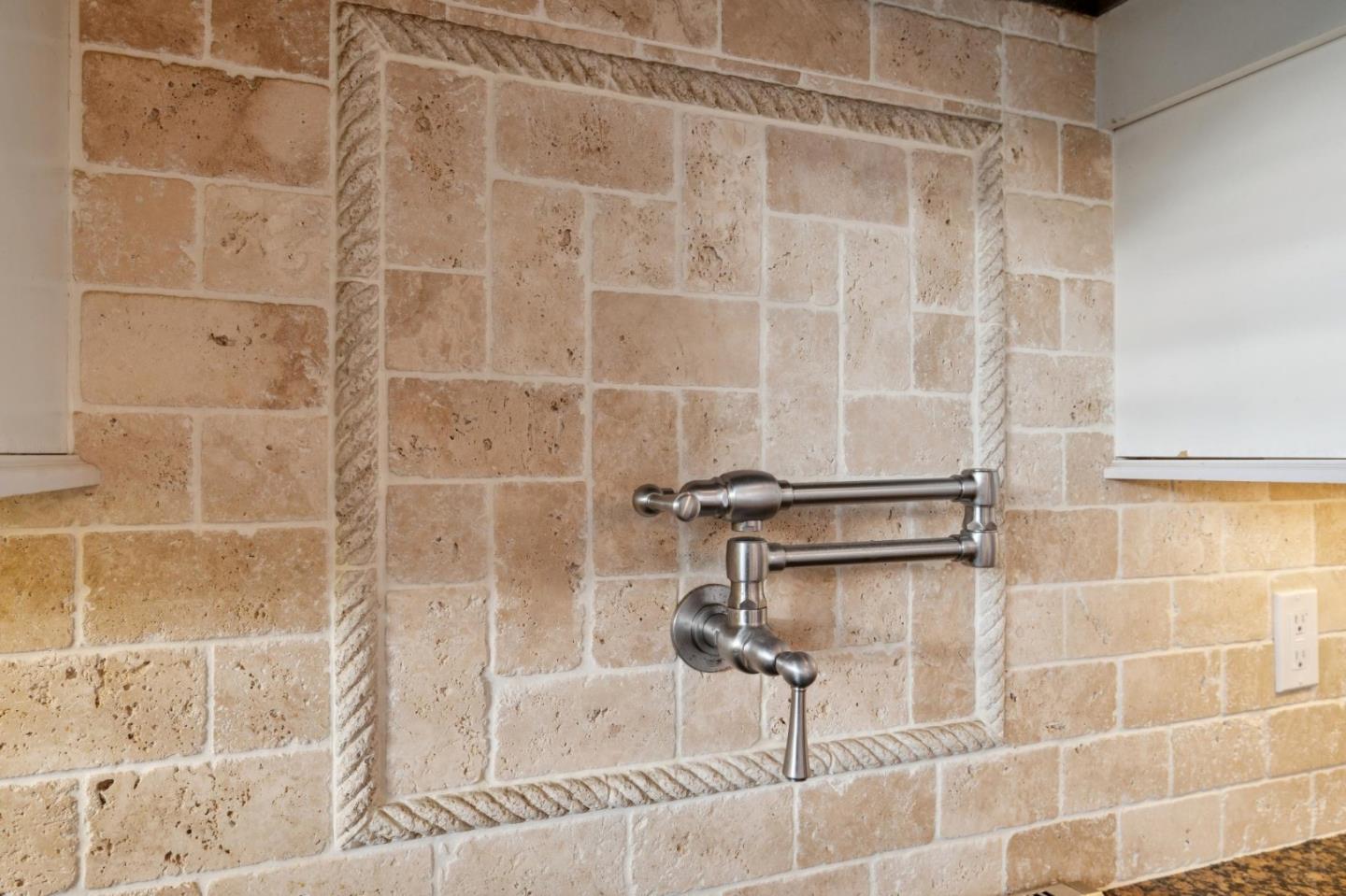 Detail Gallery Image 27 of 110 For 265 Lake Dr, San Bruno,  CA 94066 - 4 Beds | 2/1 Baths