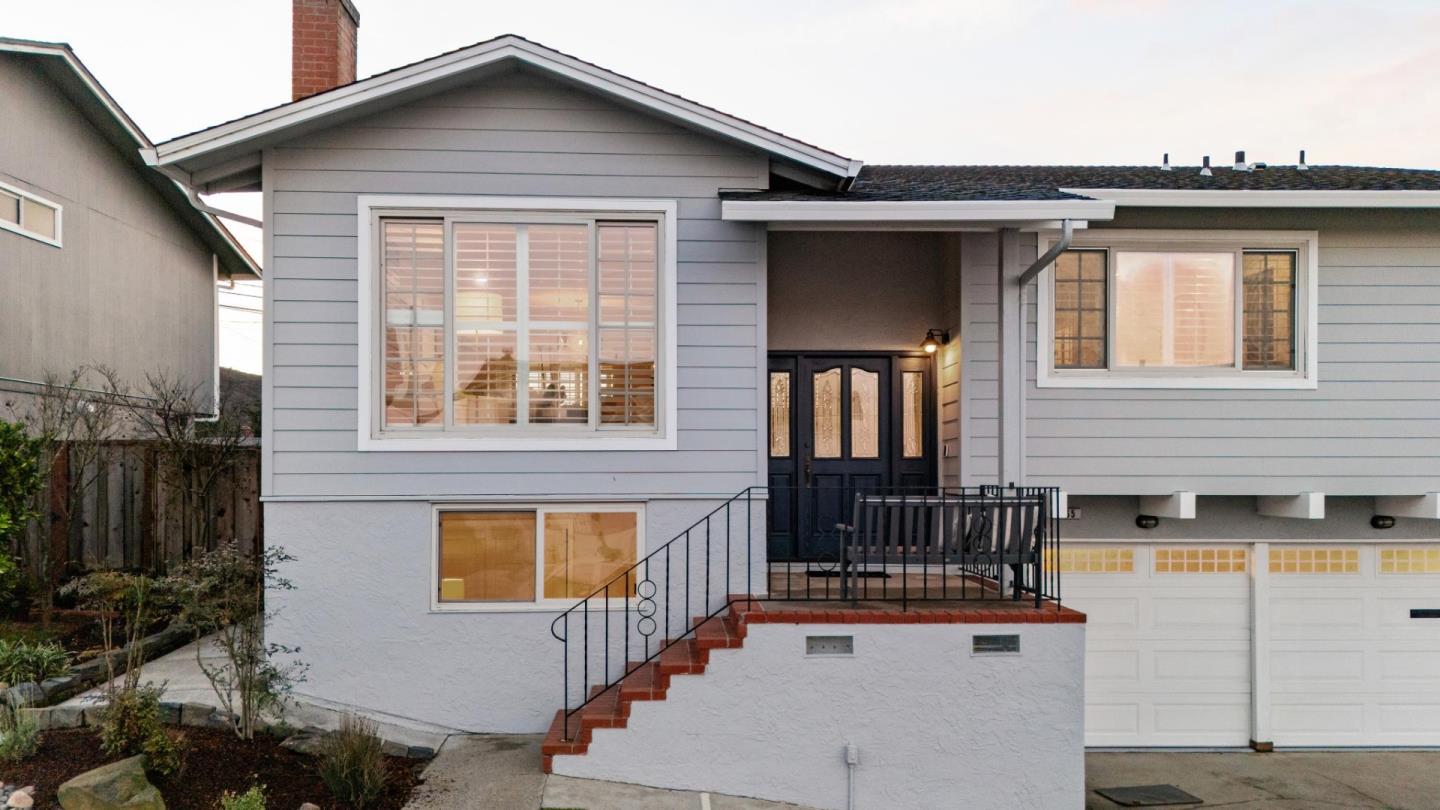 Detail Gallery Image 3 of 110 For 265 Lake Dr, San Bruno,  CA 94066 - 4 Beds | 2/1 Baths