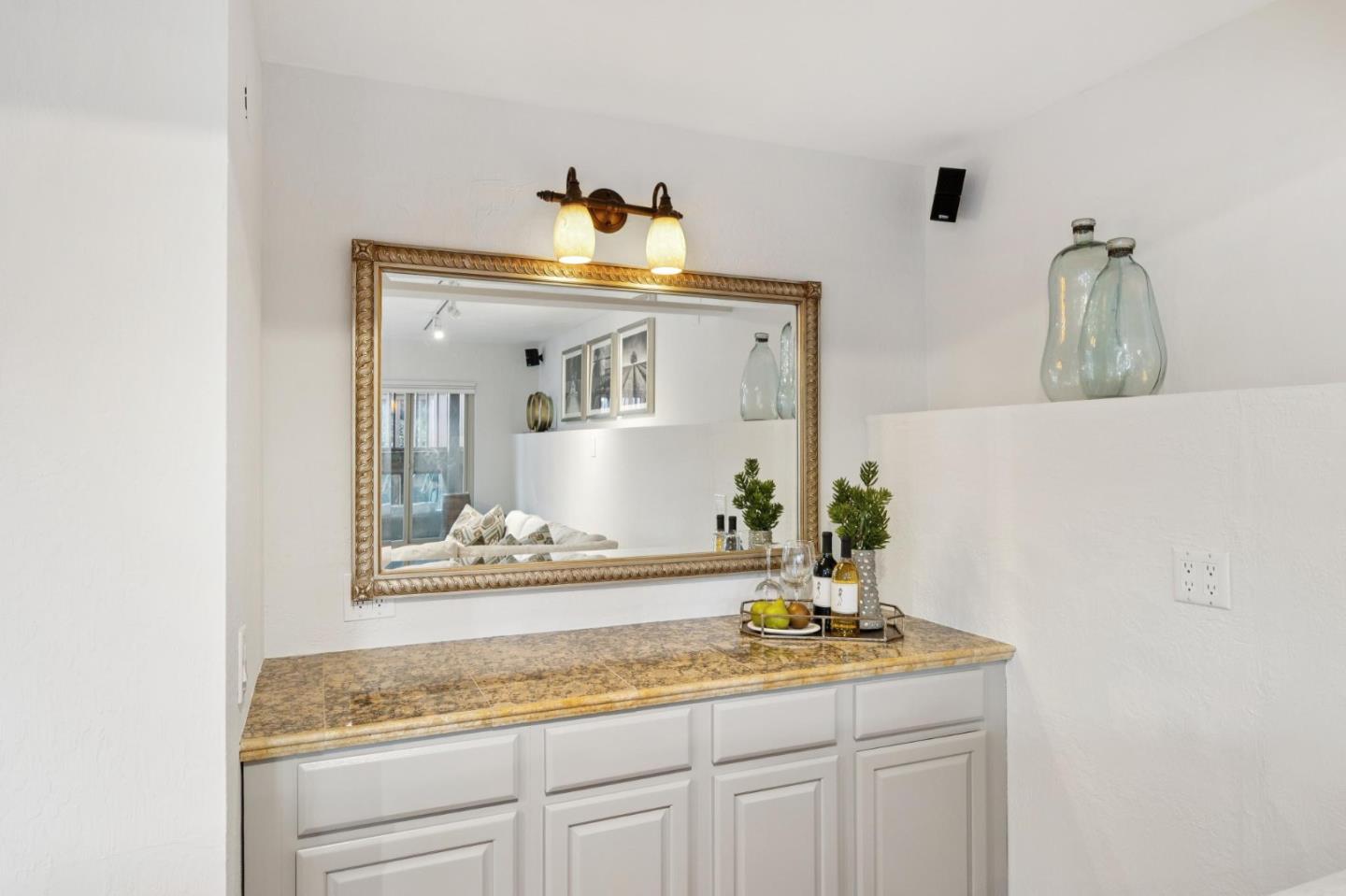 Detail Gallery Image 64 of 110 For 265 Lake Dr, San Bruno,  CA 94066 - 4 Beds | 2/1 Baths