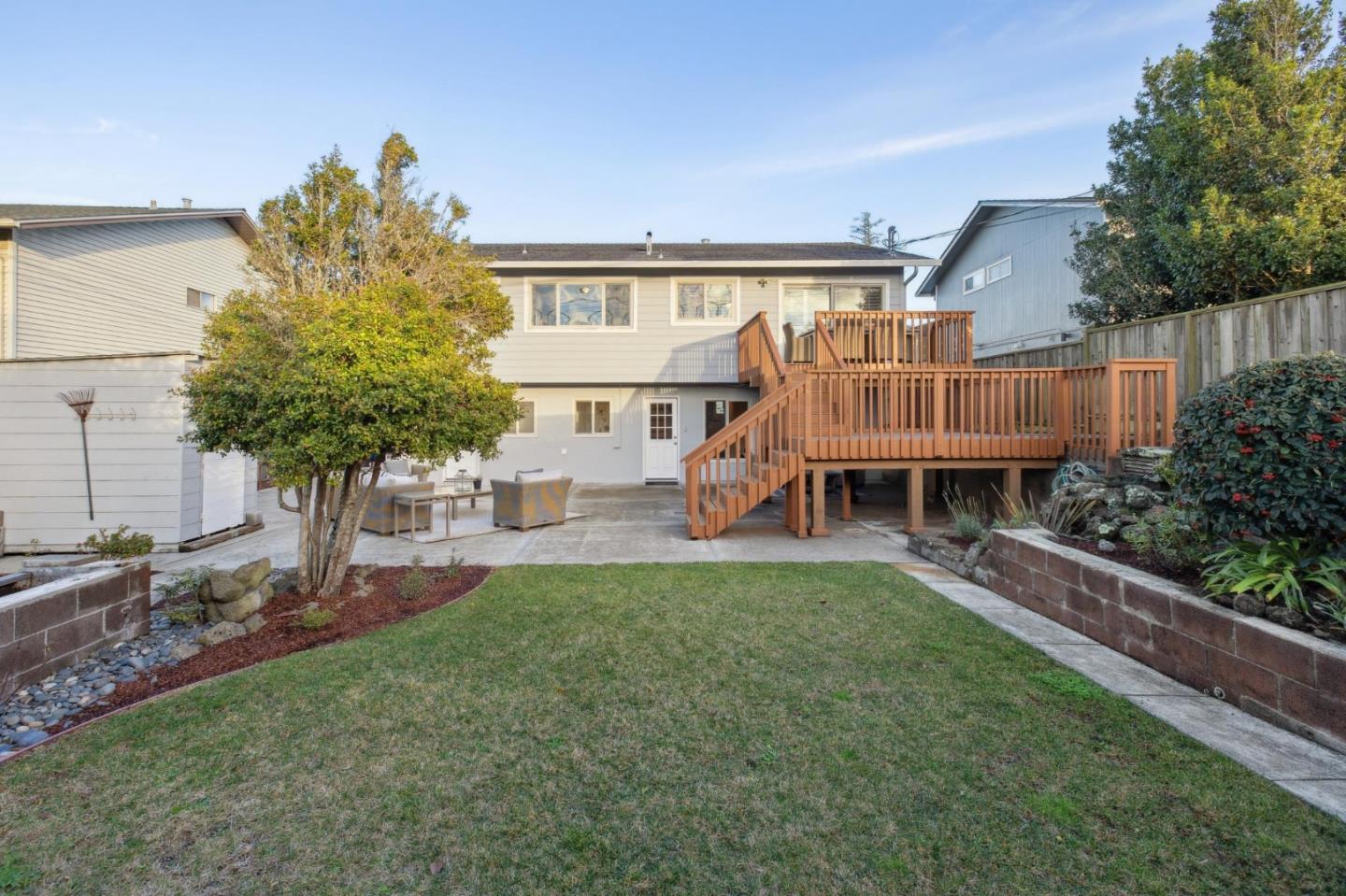 Detail Gallery Image 73 of 110 For 265 Lake Dr, San Bruno,  CA 94066 - 4 Beds | 2/1 Baths