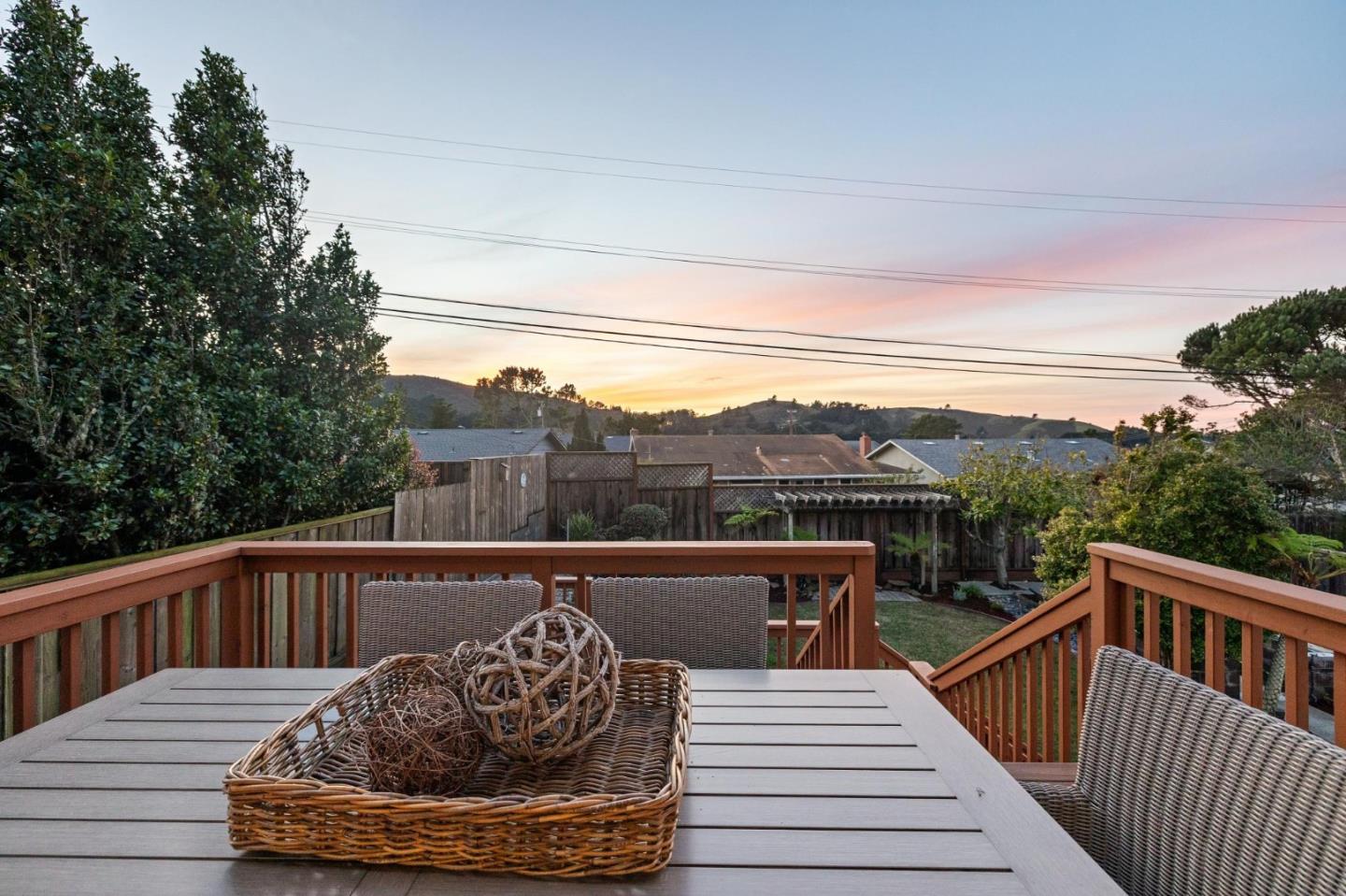 Detail Gallery Image 90 of 110 For 265 Lake Dr, San Bruno,  CA 94066 - 4 Beds | 2/1 Baths