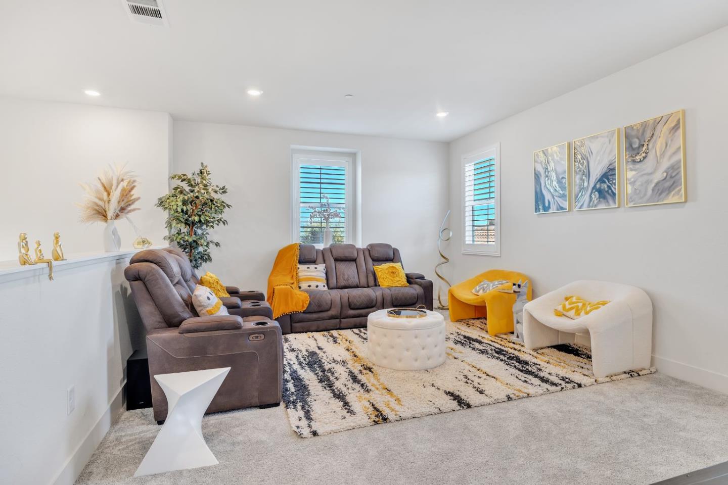 Detail Gallery Image 28 of 59 For 6383 Greymont Dr, Tracy,  CA 95377 - 4 Beds | 3/1 Baths