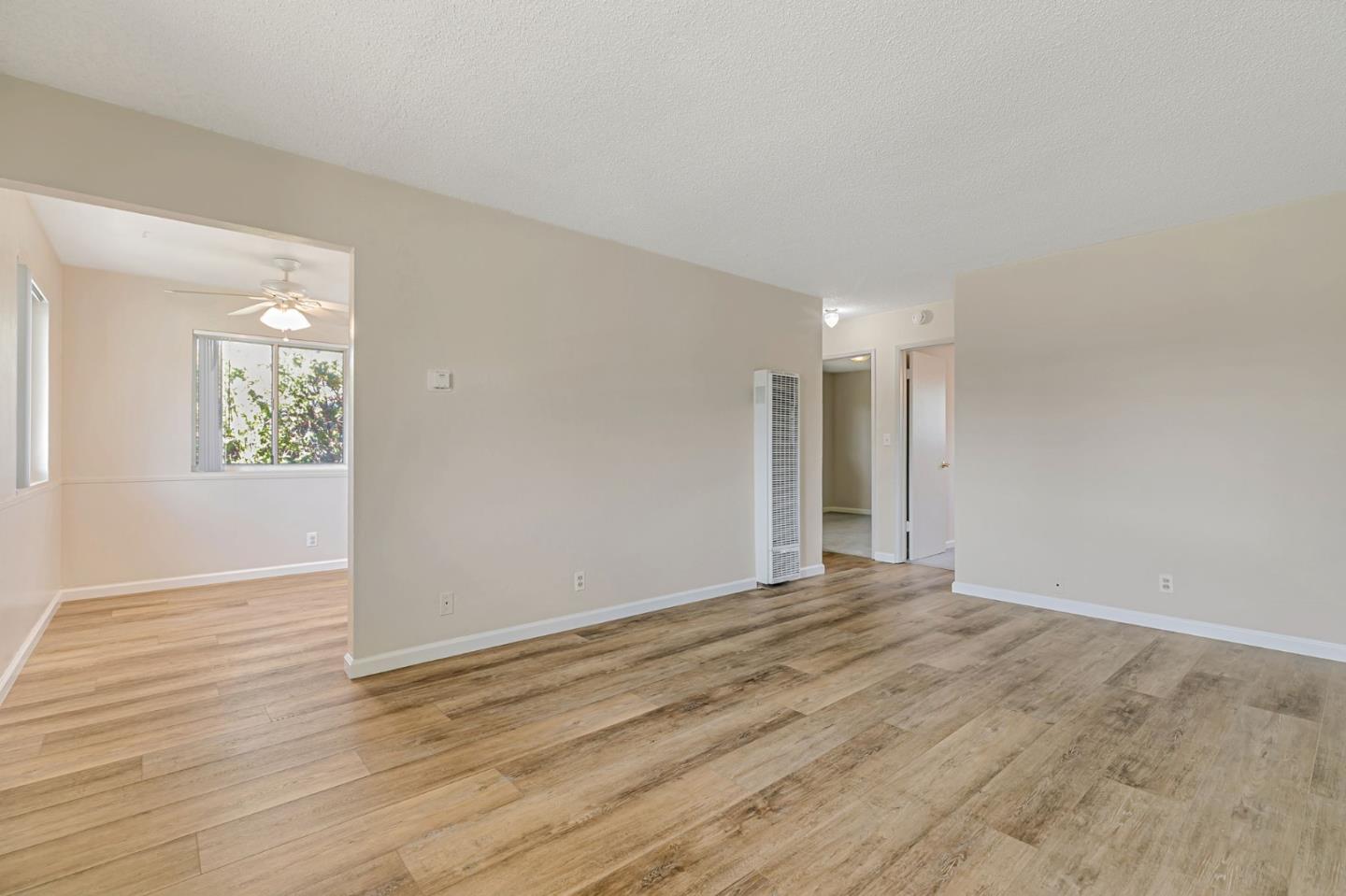 Detail Gallery Image 6 of 16 For 4281 Hamilton Ave, San Jose,  CA 95130 - – Beds | – Baths