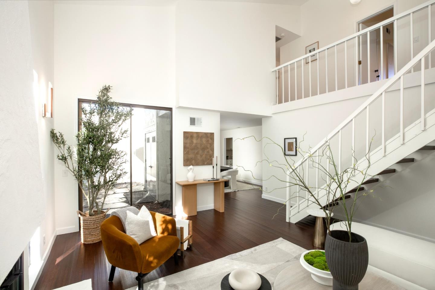 Detail Gallery Image 5 of 24 For 4014 Villa Vera, Palo Alto,  CA 94306 - 3 Beds | 2/1 Baths