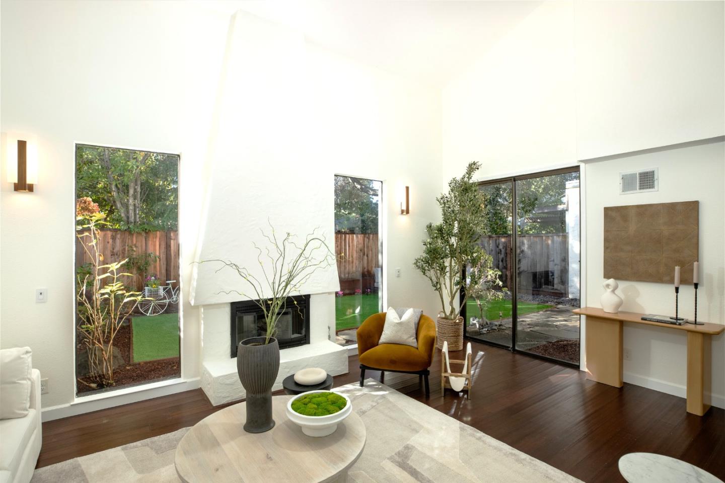 Detail Gallery Image 6 of 24 For 4014 Villa Vera, Palo Alto,  CA 94306 - 3 Beds | 2/1 Baths