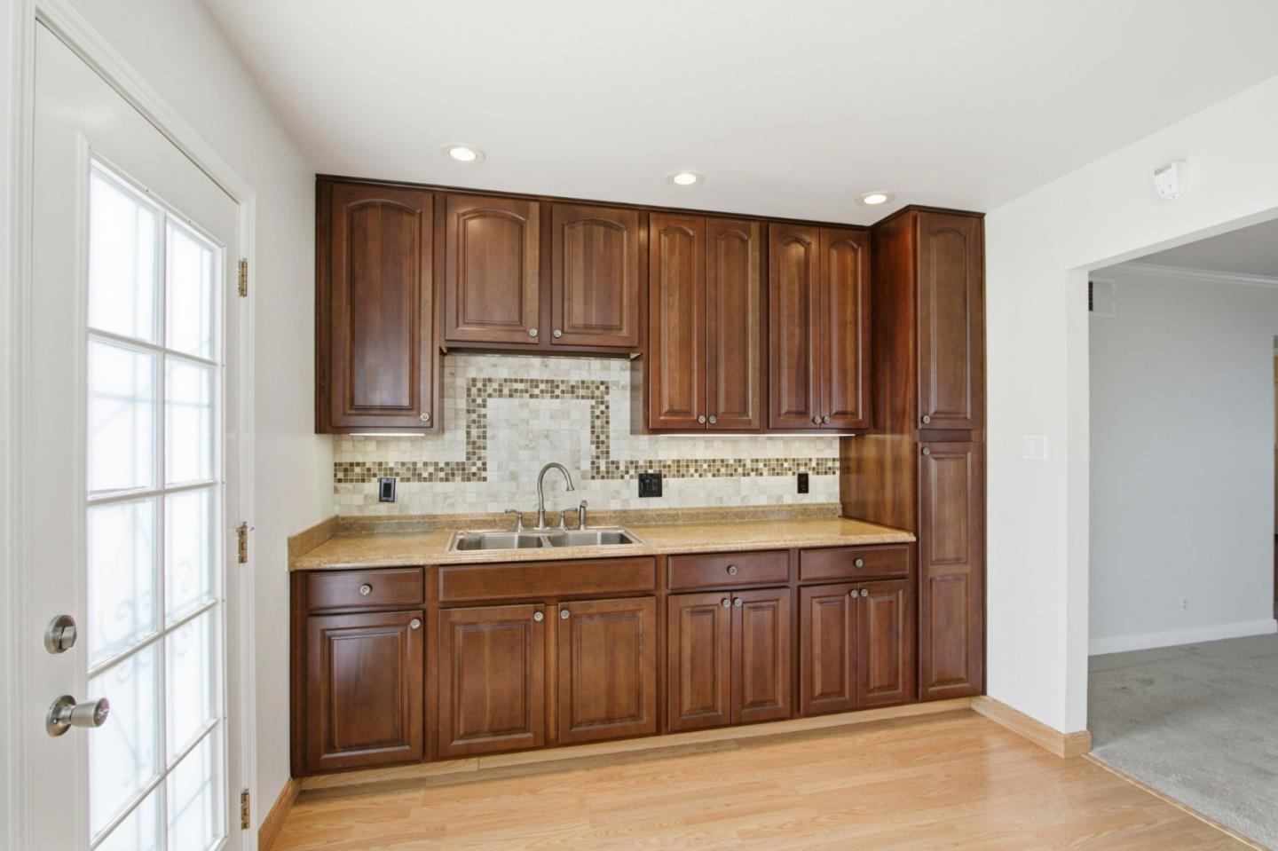 Detail Gallery Image 5 of 23 For 2762 Forbes Ave, Santa Clara,  CA 95051 - 3 Beds | 2 Baths