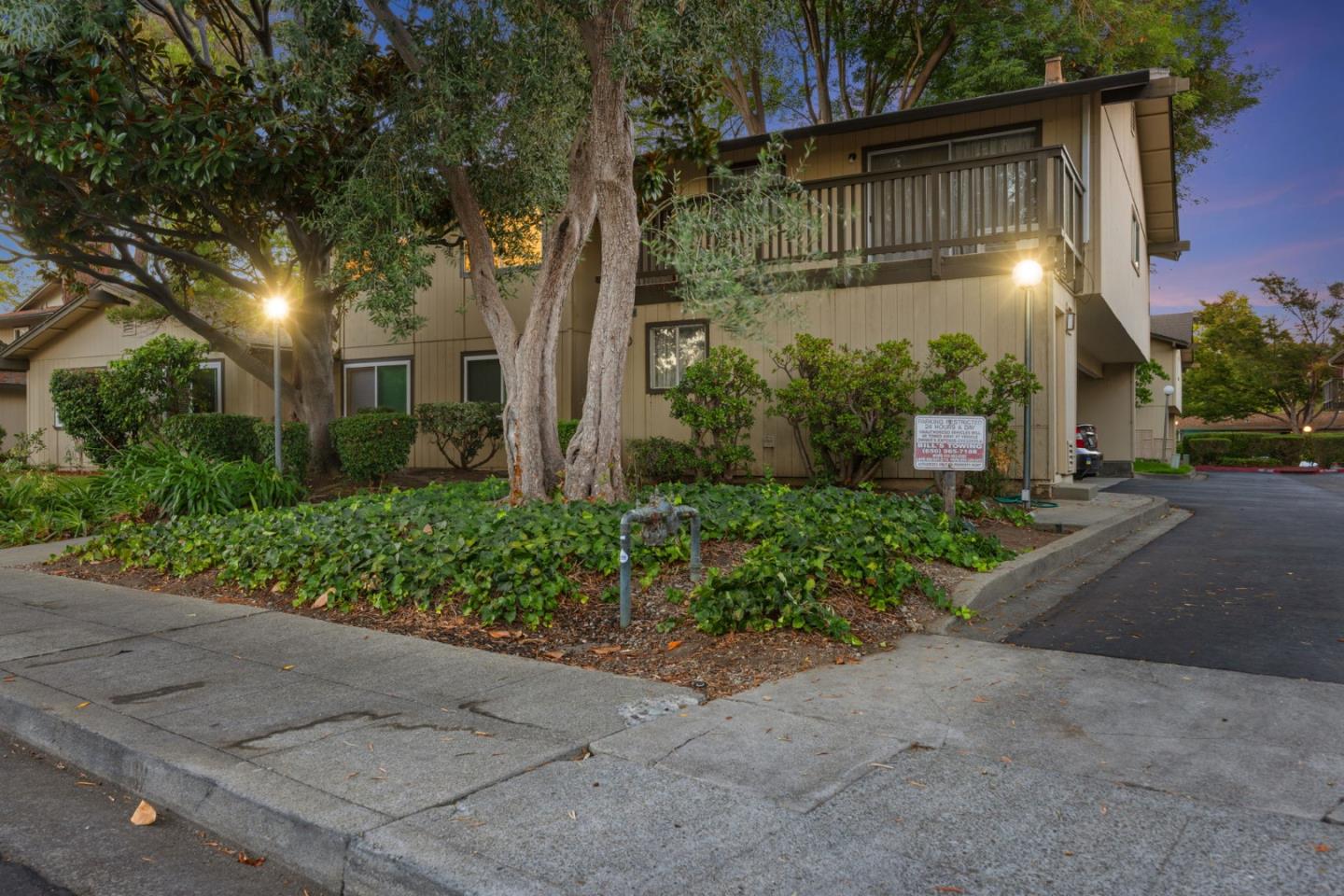 Detail Gallery Image 23 of 30 For 90 Flynn Ave #C,  Mountain View,  CA 94043 - 2 Beds | 1 Baths