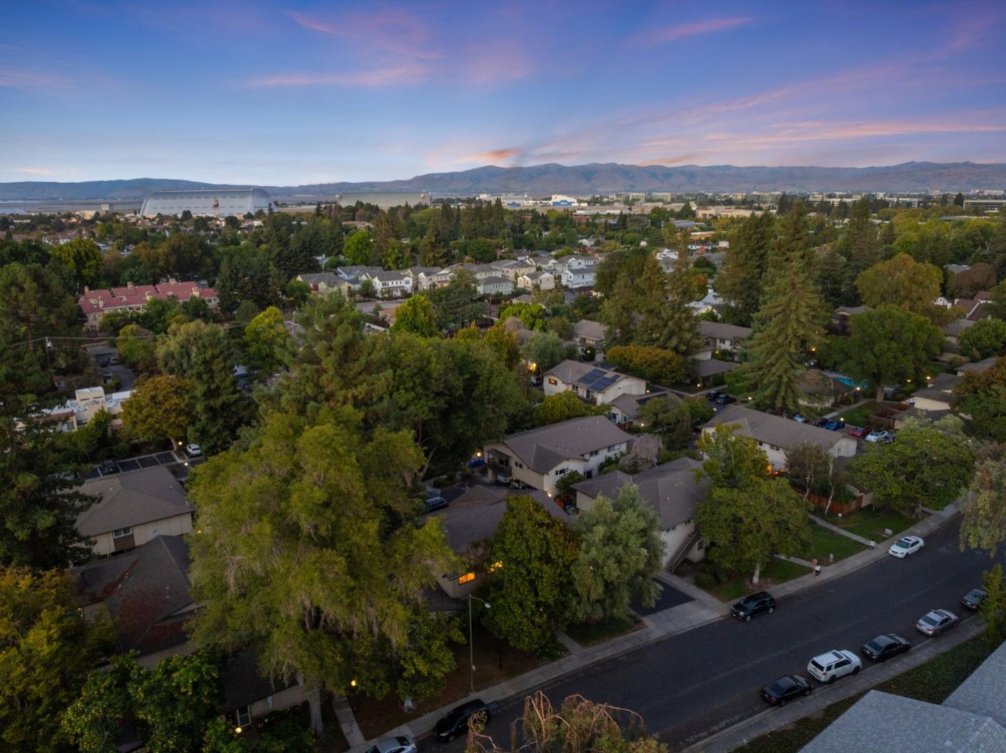 Detail Gallery Image 28 of 30 For 90 Flynn Ave #C,  Mountain View,  CA 94043 - 2 Beds | 1 Baths