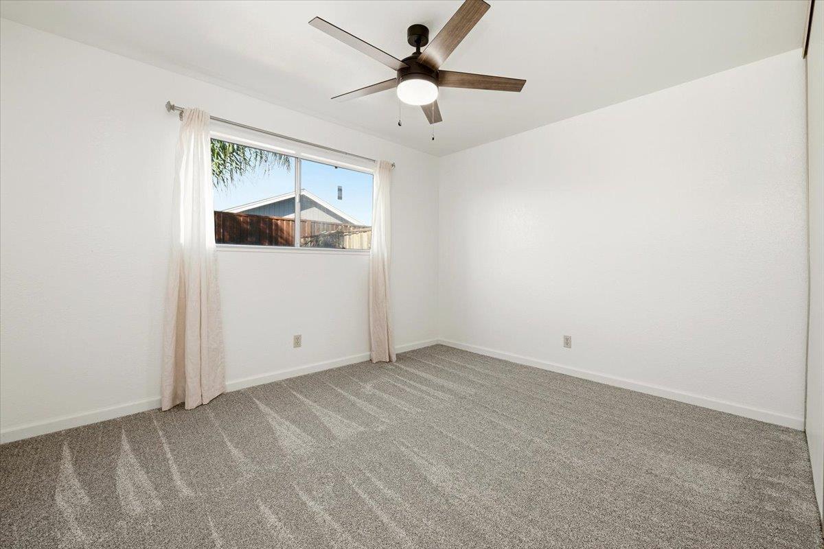 Detail Gallery Image 14 of 19 For 573 Cedar Dr, Watsonville,  CA 95076 - 2 Beds | 1 Baths