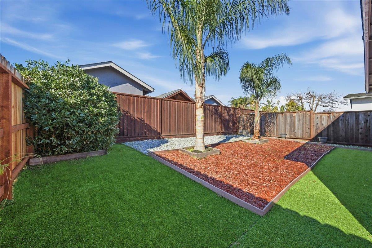 Detail Gallery Image 18 of 19 For 573 Cedar Dr, Watsonville,  CA 95076 - 2 Beds | 1 Baths