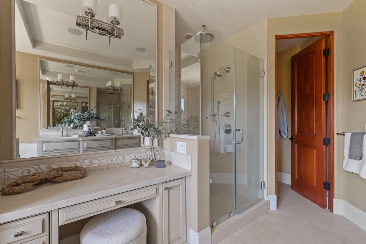 Detail Gallery Image 21 of 31 For 24570 Ruth Lee Ct, Los Altos,  CA 94024 - 5 Beds | 4/2 Baths