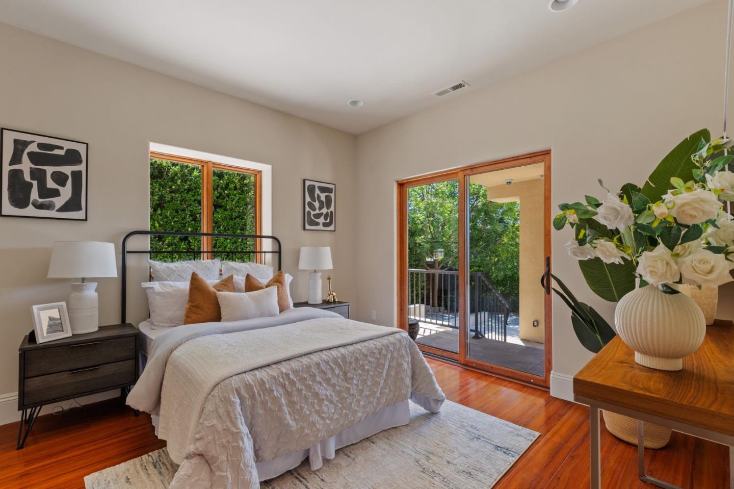Detail Gallery Image 26 of 31 For 24570 Ruth Lee Ct, Los Altos,  CA 94024 - 5 Beds | 4/2 Baths
