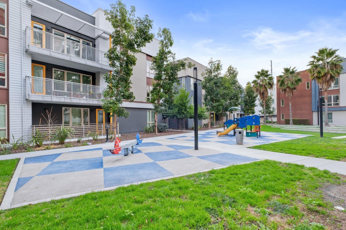 Detail Gallery Image 43 of 50 For 330 Riesling Ave #23,  Milpitas,  CA 95035 - 3 Beds | 2/1 Baths