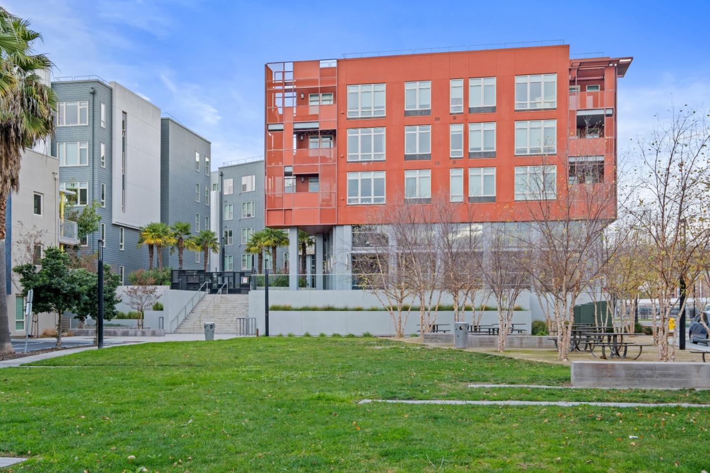 Detail Gallery Image 45 of 50 For 330 Riesling Ave #23,  Milpitas,  CA 95035 - 3 Beds | 2/1 Baths