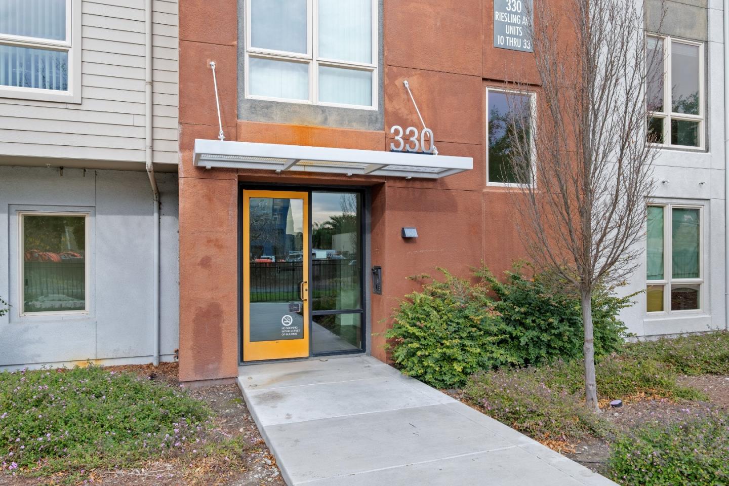 Detail Gallery Image 47 of 50 For 330 Riesling Ave #23,  Milpitas,  CA 95035 - 3 Beds | 2/1 Baths