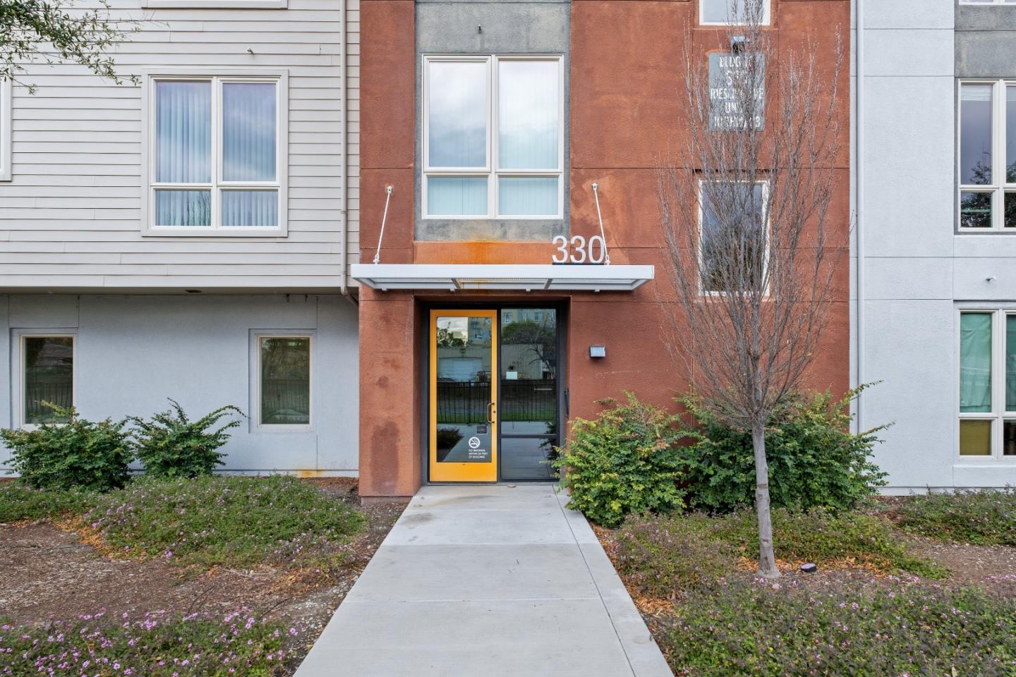 Detail Gallery Image 49 of 50 For 330 Riesling Ave #23,  Milpitas,  CA 95035 - 3 Beds | 2/1 Baths