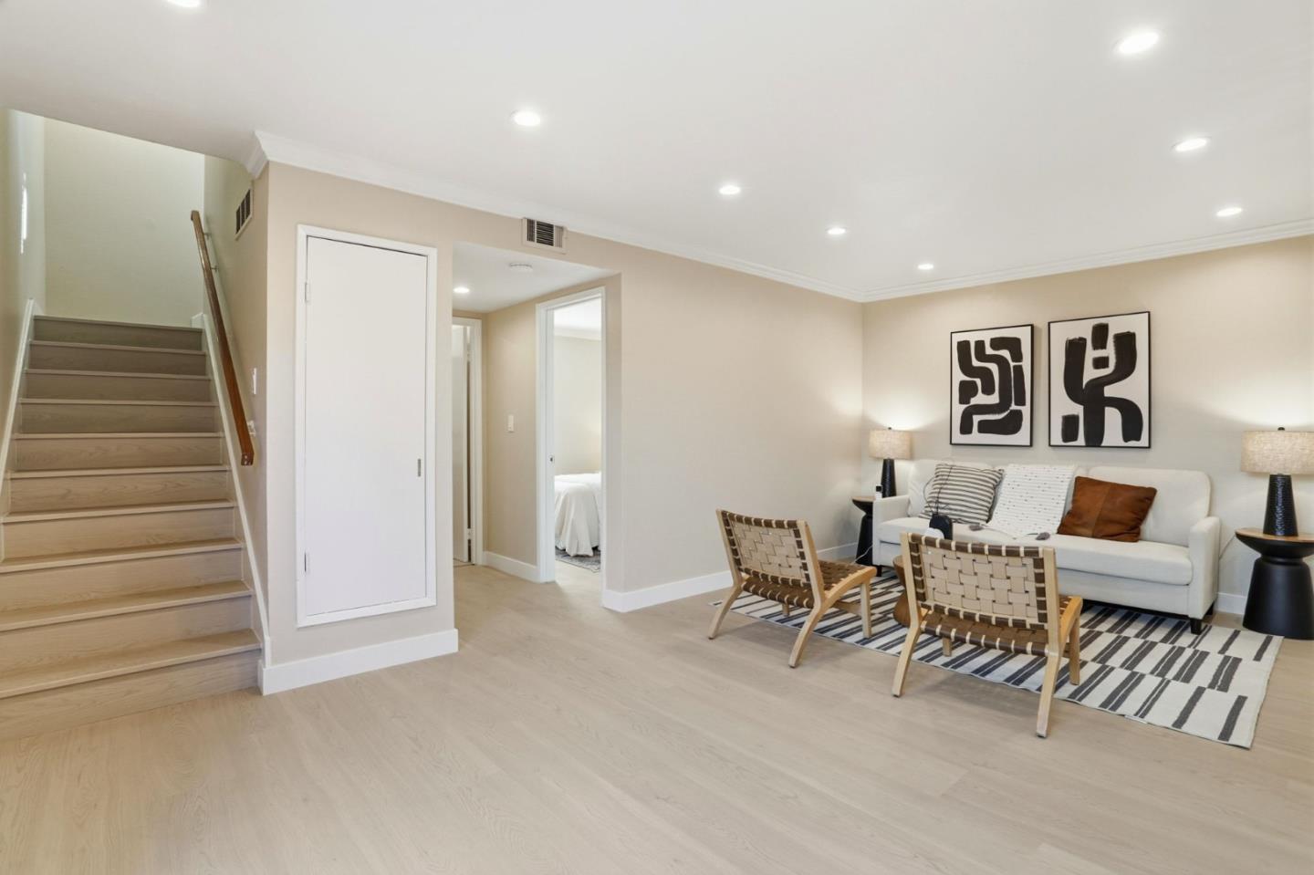 Detail Gallery Image 10 of 40 For 540 Groth Pl, San Jose,  CA 95111 - 4 Beds | 3 Baths