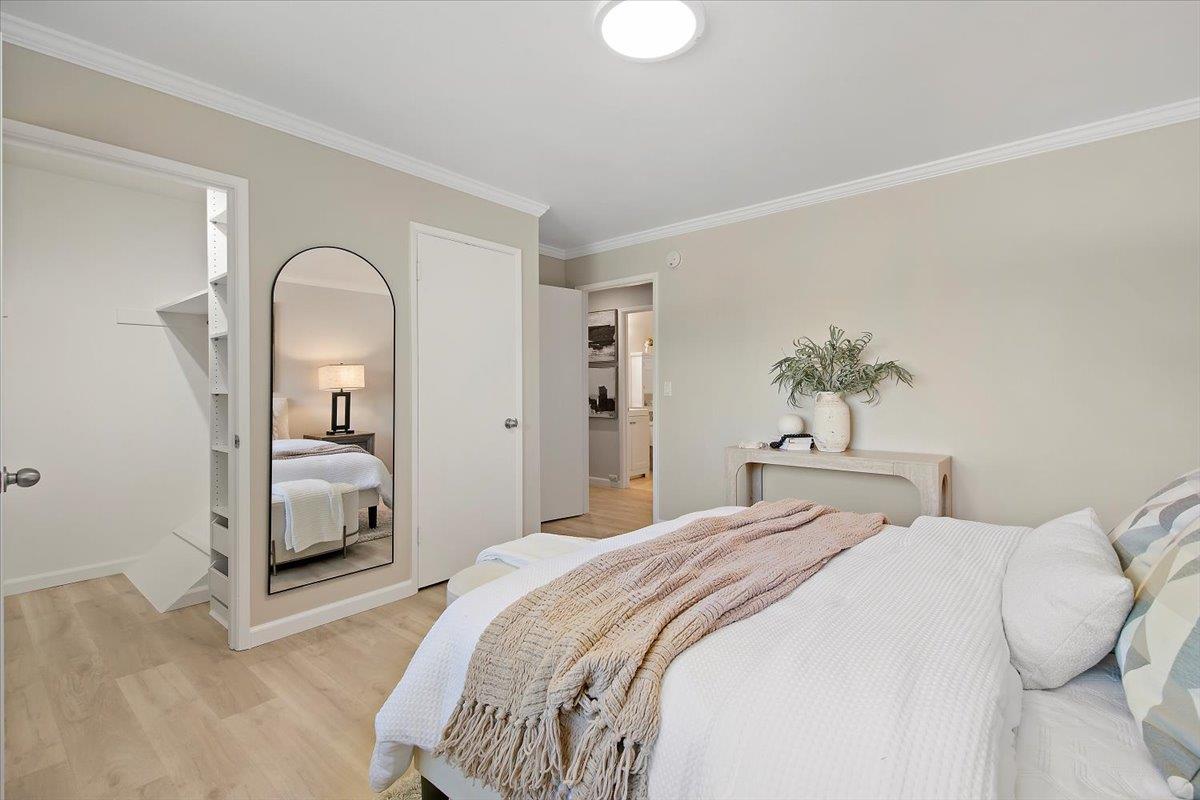 Detail Gallery Image 13 of 18 For 2047 Montecito #2,  Mountain View,  CA 94043 - 2 Beds | 1/1 Baths