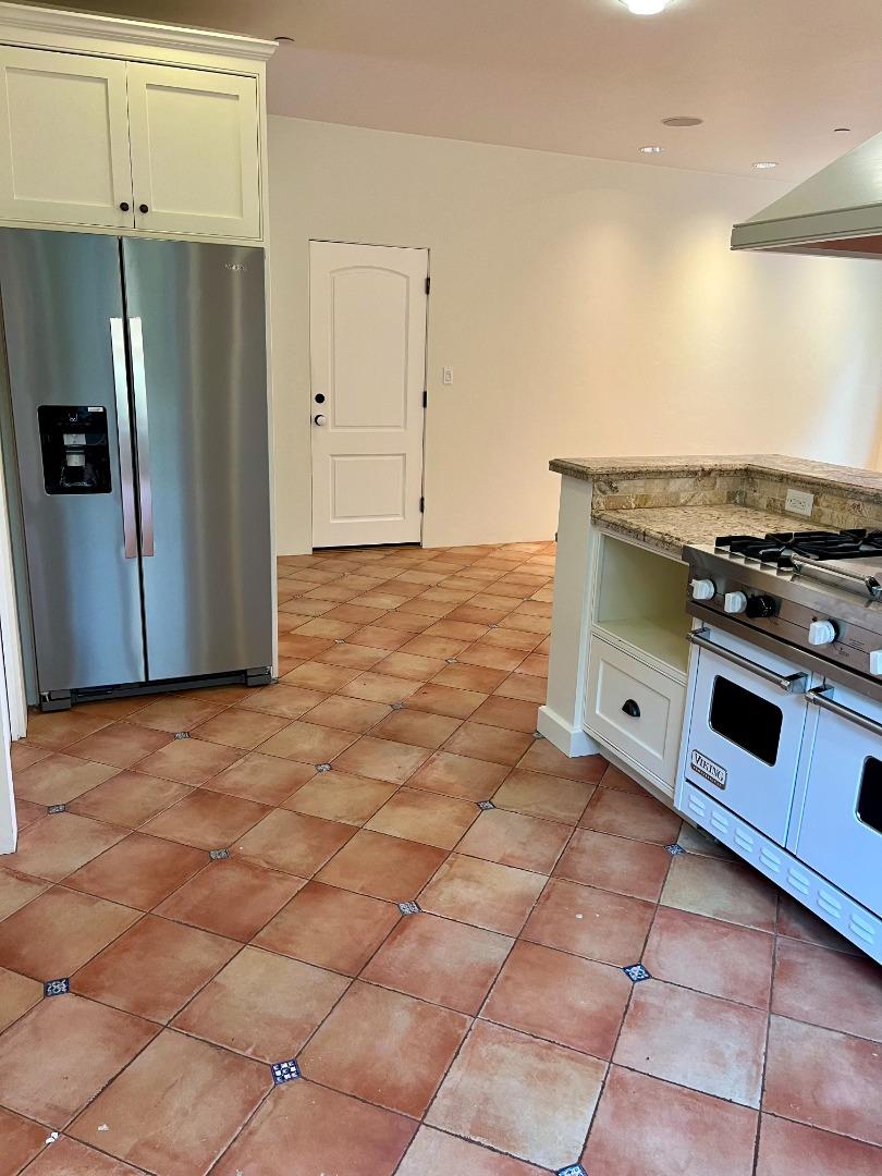 Detail Gallery Image 19 of 49 For 445 Purisima Way, Half Moon Bay,  CA 94019 - 4 Beds | 3 Baths