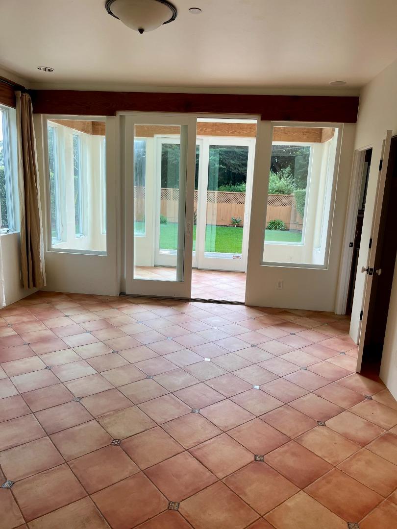 Detail Gallery Image 9 of 49 For 445 Purisima Way, Half Moon Bay,  CA 94019 - 4 Beds | 3 Baths