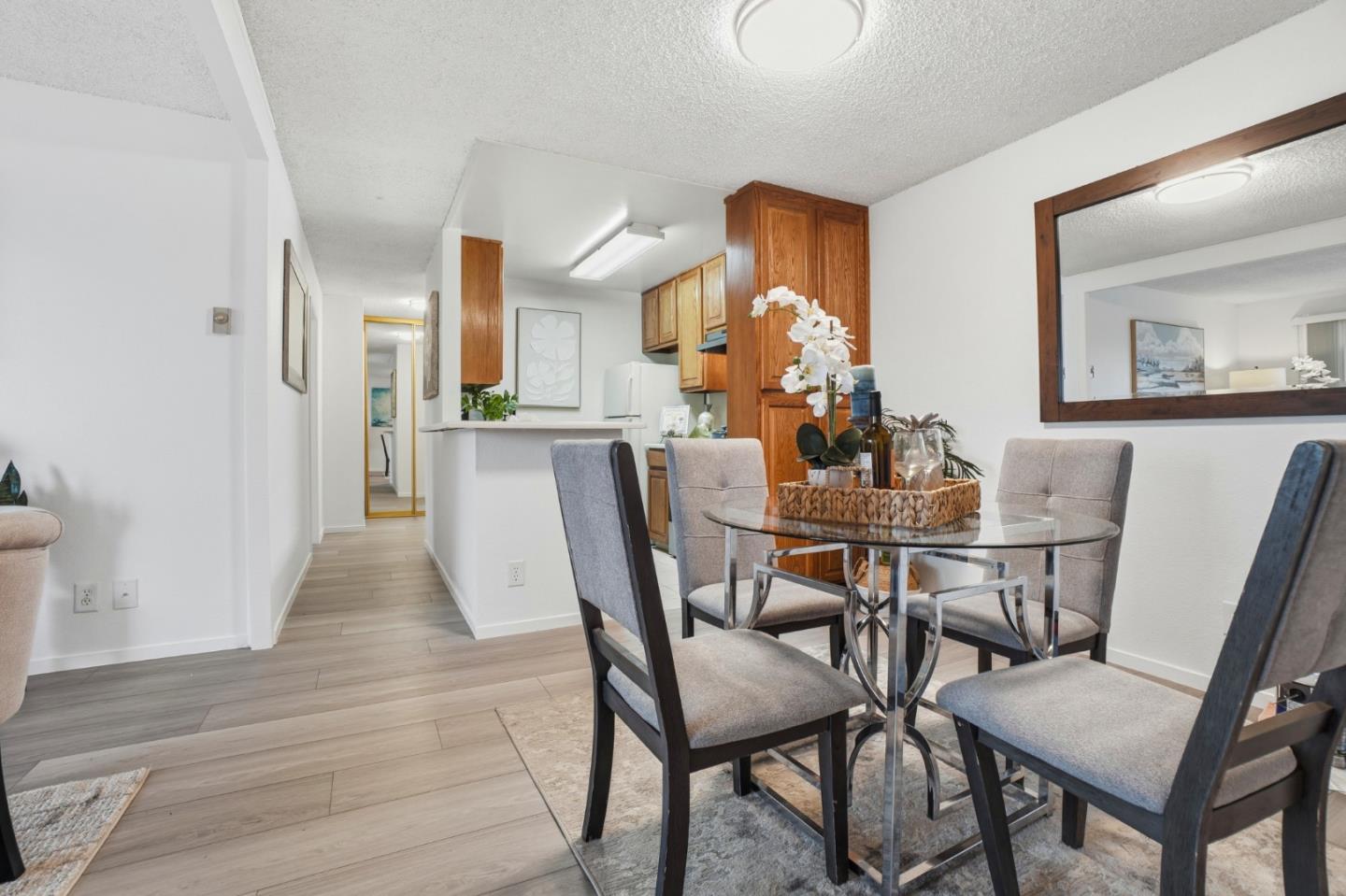 Detail Gallery Image 11 of 32 For 101 Piccadilly Pl #D,  San Bruno,  CA 94066 - 2 Beds | 1 Baths