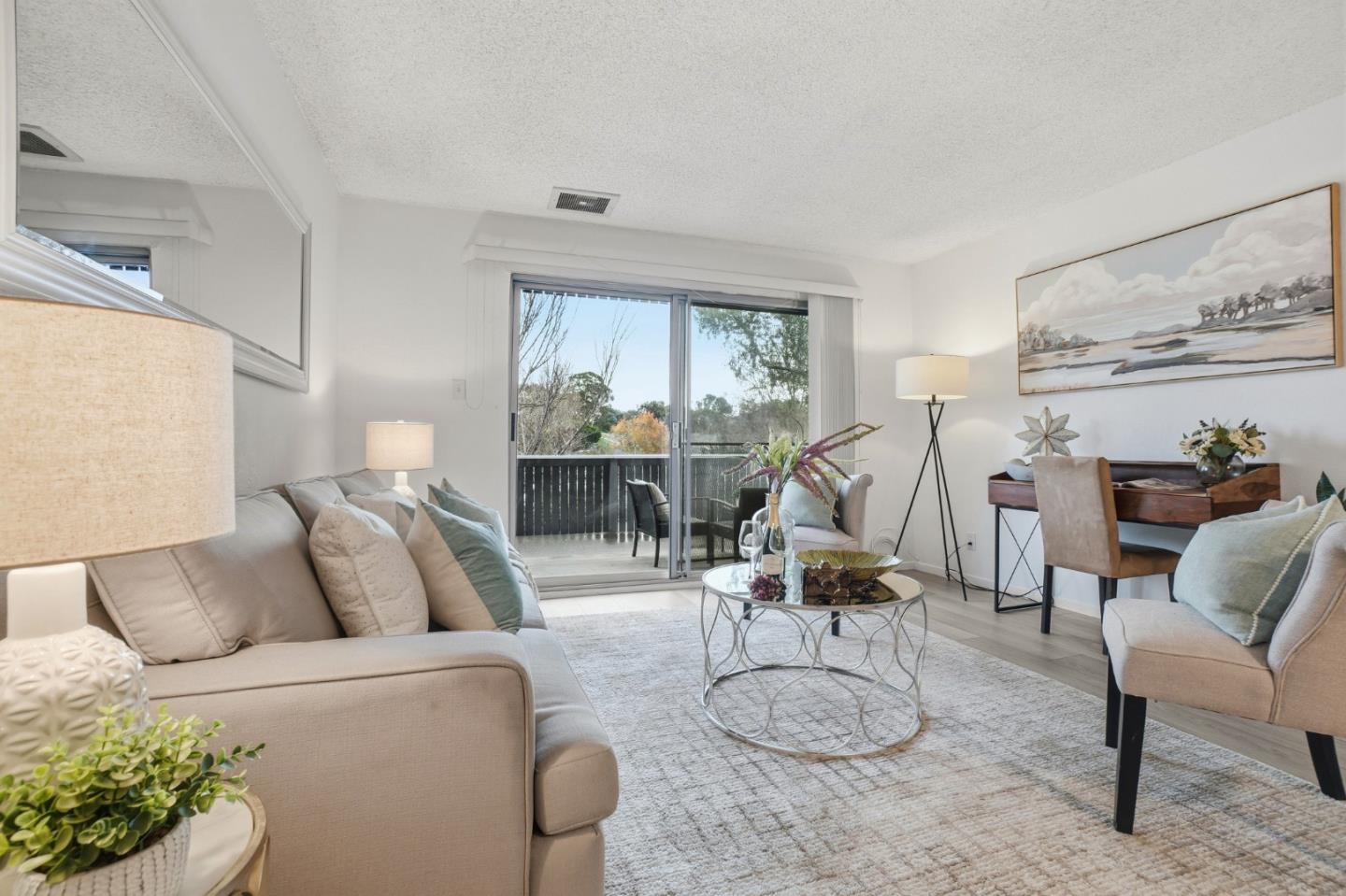 Detail Gallery Image 2 of 32 For 101 Piccadilly Pl #D,  San Bruno,  CA 94066 - 2 Beds | 1 Baths