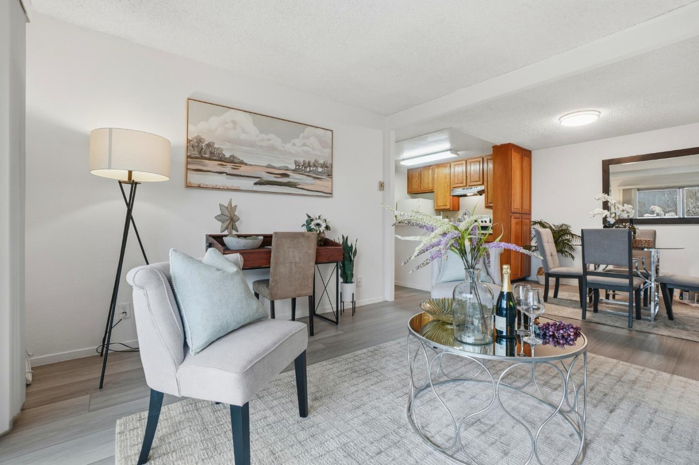 Detail Gallery Image 4 of 32 For 101 Piccadilly Pl #D,  San Bruno,  CA 94066 - 2 Beds | 1 Baths