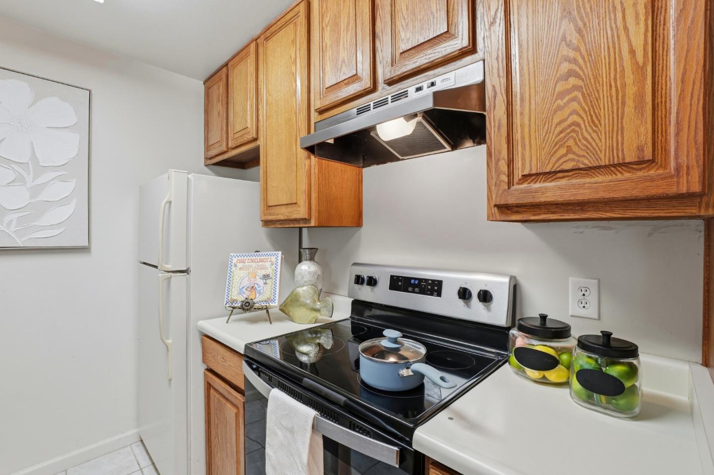 Detail Gallery Image 7 of 32 For 101 Piccadilly Pl #D,  San Bruno,  CA 94066 - 2 Beds | 1 Baths