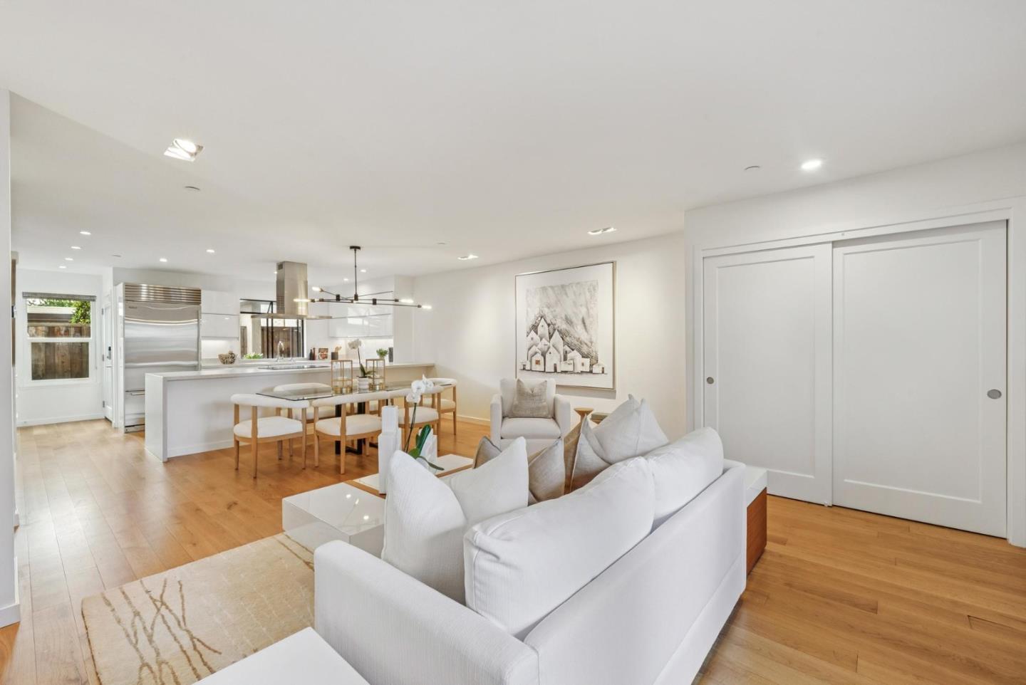 Detail Gallery Image 6 of 31 For 716 Ramona St, Palo Alto,  CA 94301 - 2 Beds | 1 Baths