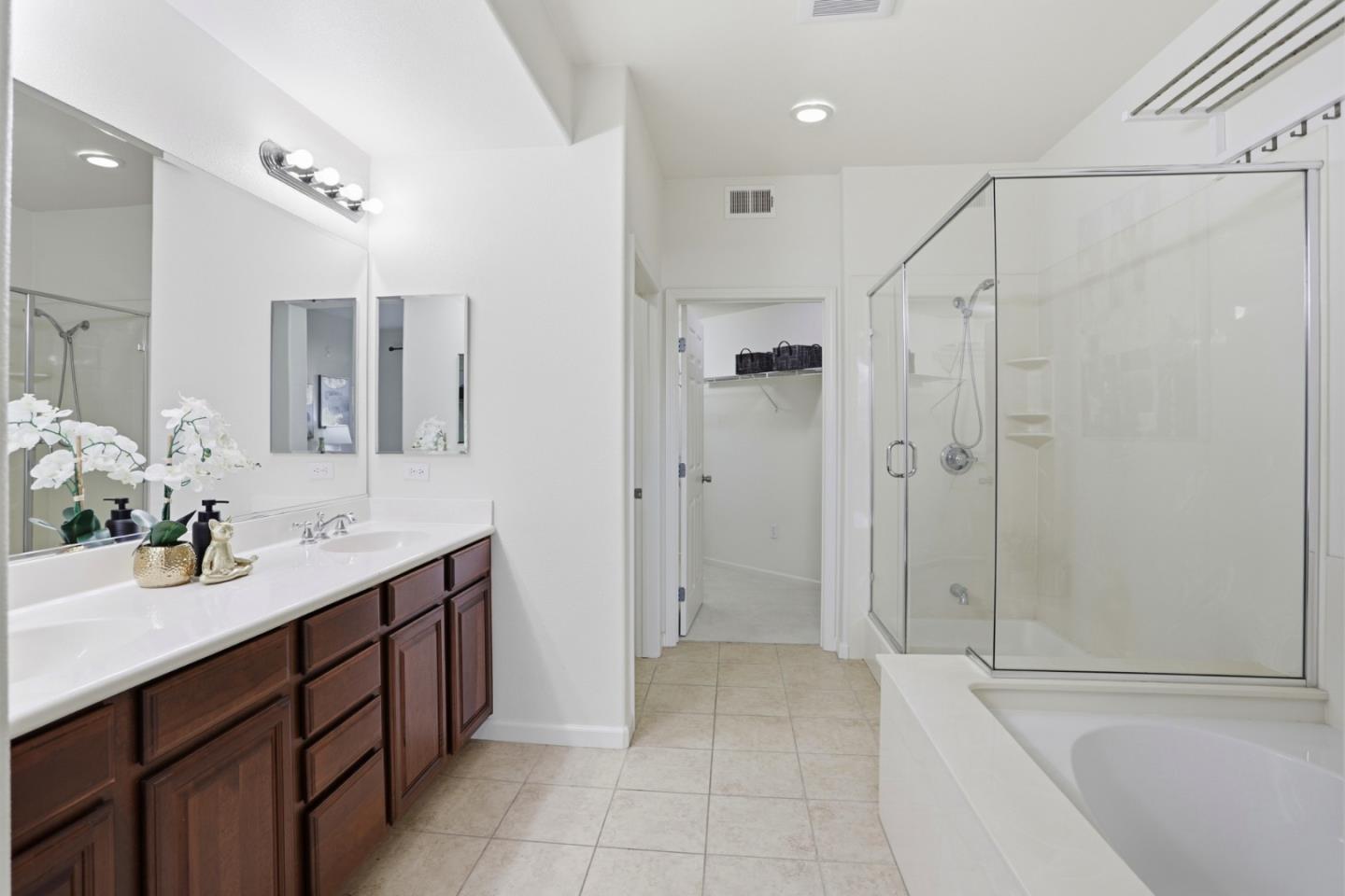 Detail Gallery Image 19 of 57 For 800 S Abel St #100,  Milpitas,  CA 95035 - 3 Beds | 2 Baths