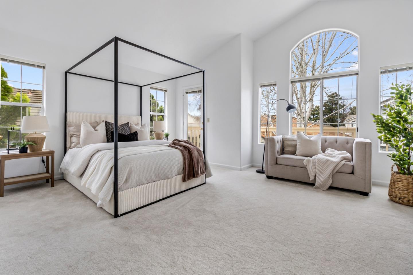 Detail Gallery Image 25 of 47 For 17669 River Run Rd, Salinas,  CA 93908 - 4 Beds | 3 Baths