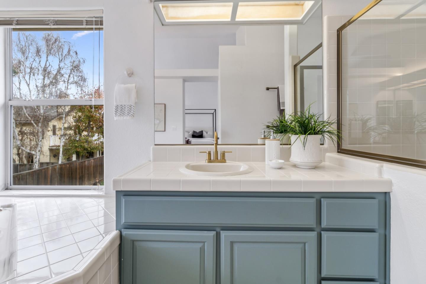 Detail Gallery Image 33 of 47 For 17669 River Run Rd, Salinas,  CA 93908 - 4 Beds | 3 Baths