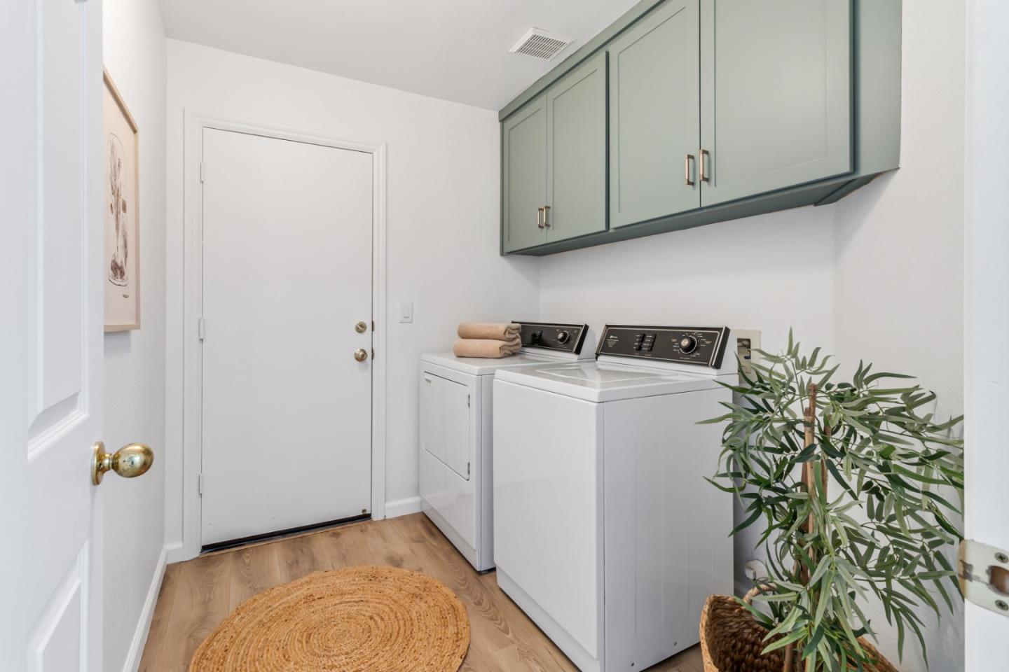 Detail Gallery Image 41 of 47 For 17669 River Run Rd, Salinas,  CA 93908 - 4 Beds | 3 Baths