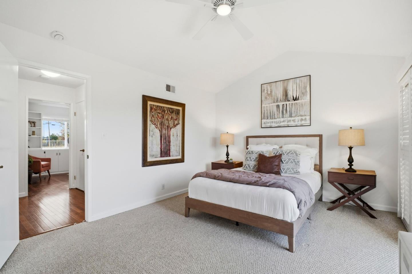 Detail Gallery Image 16 of 30 For 25067 Oakridge Ct, Hayward,  CA 94541 - 3 Beds | 2/1 Baths