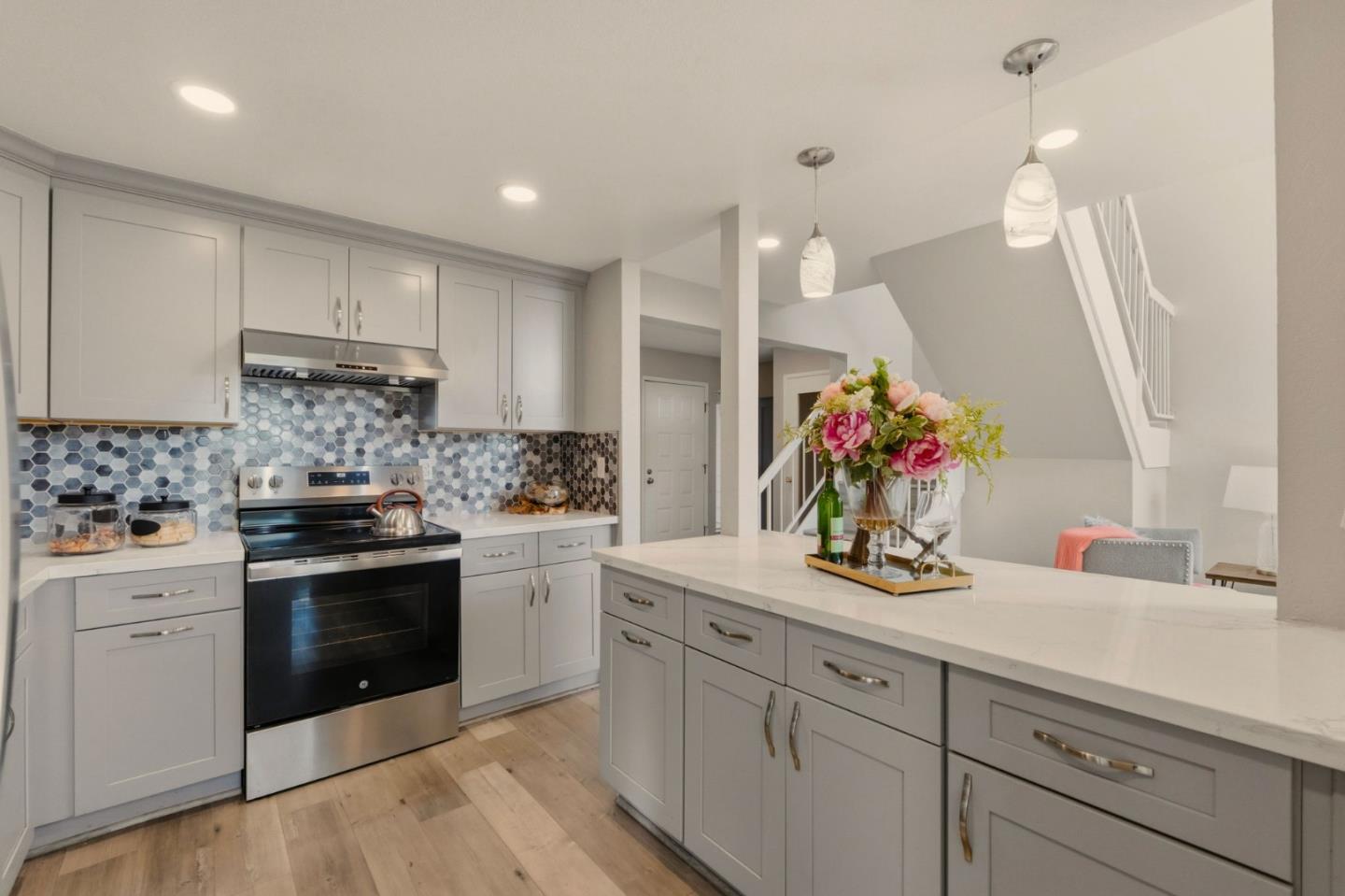 Detail Gallery Image 22 of 46 For 25 Terfidia Ln, Milpitas,  CA 95035 - 3 Beds | 2/1 Baths