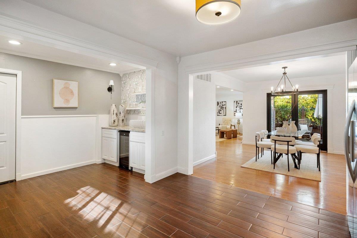 Detail Gallery Image 14 of 28 For 1621 Donner Ave, San Bruno,  CA 94066 - 4 Beds | 2 Baths