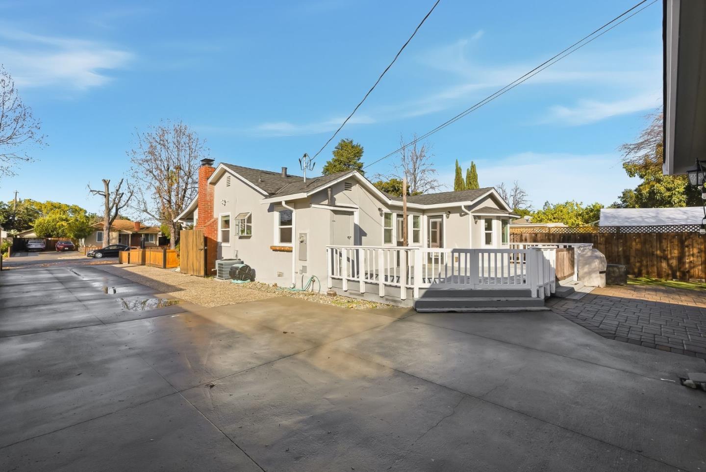 Detail Gallery Image 28 of 42 For 554 Richmond Ave, San Jose,  CA 95128 - 2 Beds | 2 Baths