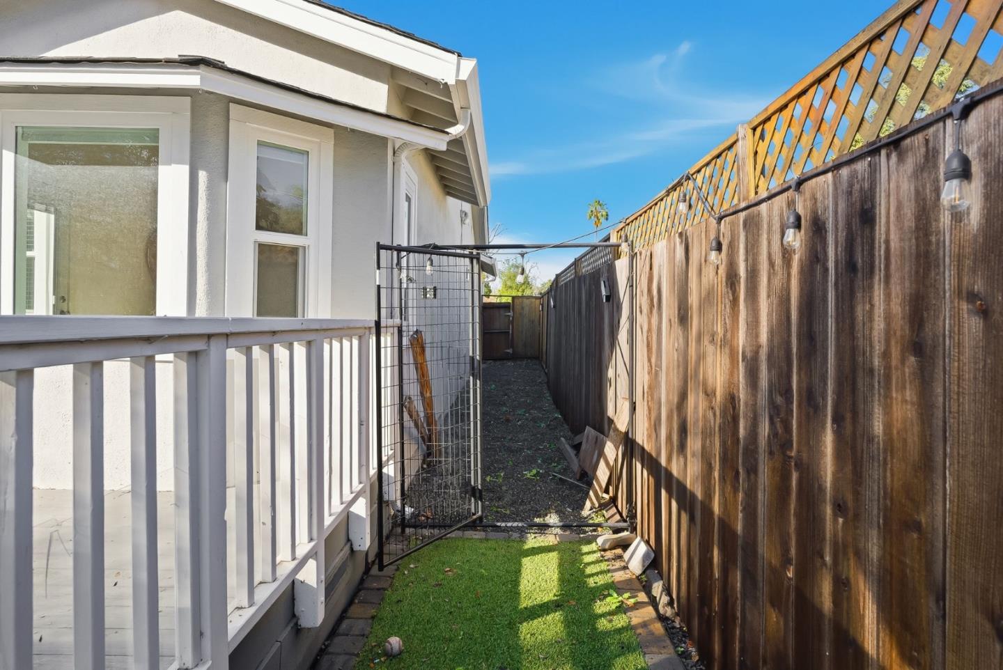 Detail Gallery Image 36 of 42 For 554 Richmond Ave, San Jose,  CA 95128 - 2 Beds | 2 Baths