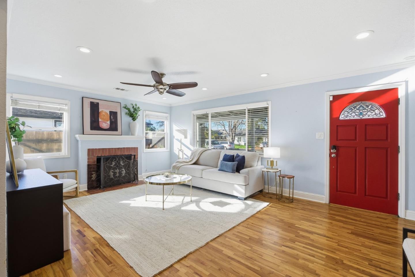 Detail Gallery Image 8 of 42 For 554 Richmond Ave, San Jose,  CA 95128 - 2 Beds | 2 Baths