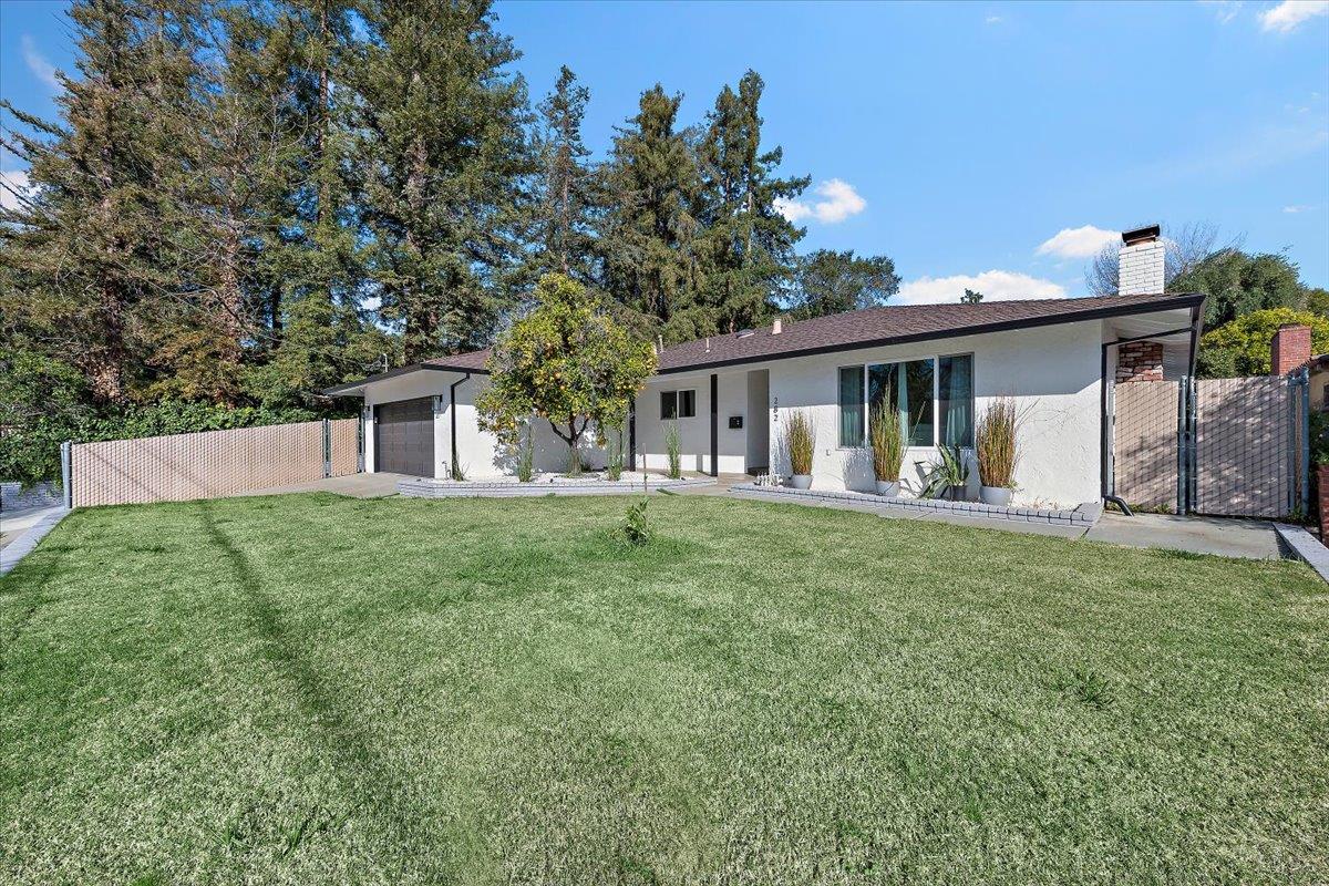 Detail Gallery Image 3 of 41 For 282 Bayview Ave, San Jose,  CA 95127 - 4 Beds | 3 Baths