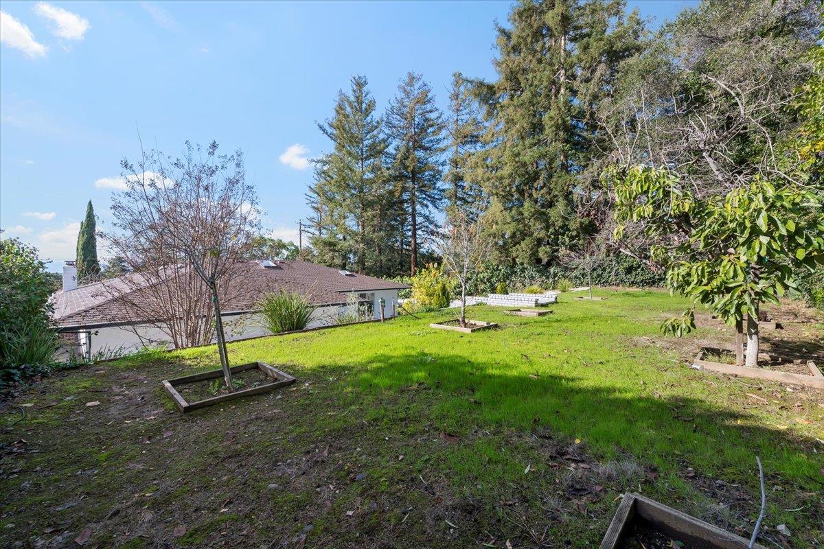 Detail Gallery Image 34 of 41 For 282 Bayview Ave, San Jose,  CA 95127 - 4 Beds | 3 Baths