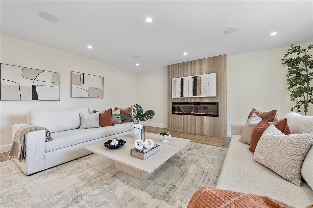 Detail Gallery Image 6 of 41 For 282 Bayview Ave, San Jose,  CA 95127 - 4 Beds | 3 Baths