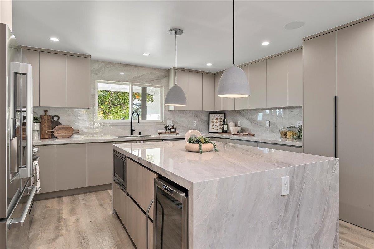 Detail Gallery Image 9 of 41 For 282 Bayview Ave, San Jose,  CA 95127 - 4 Beds | 3 Baths