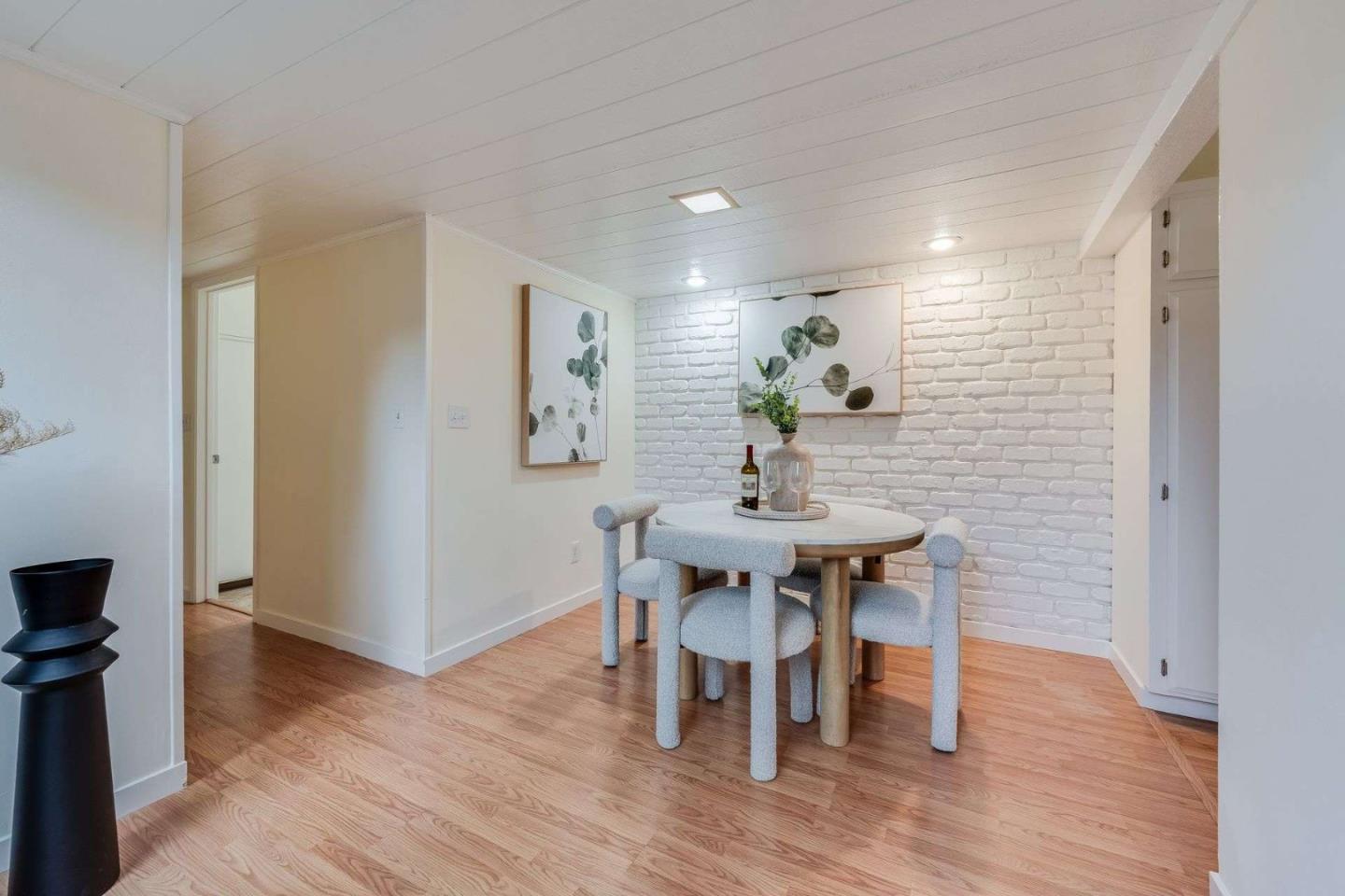 Detail Gallery Image 10 of 36 For 718 Millich Dr #B,  Campbell,  CA 95008 - 2 Beds | 2 Baths