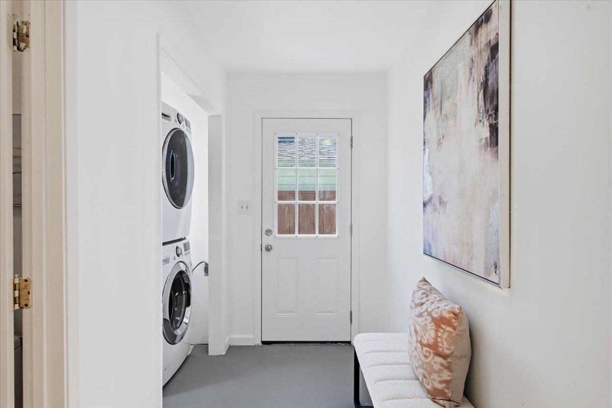 Detail Gallery Image 10 of 27 For 354 Irving Ave, San Jose,  CA 95128 - 4 Beds | 2 Baths