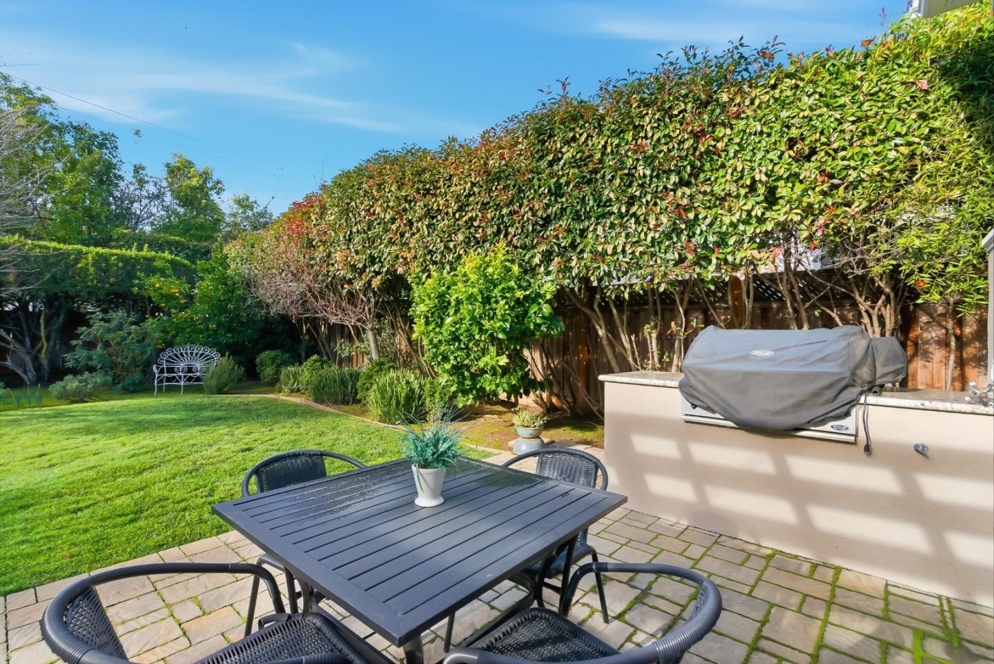 Detail Gallery Image 27 of 63 For 479 Marin Dr, Burlingame,  CA 94010 - 2 Beds | 2 Baths