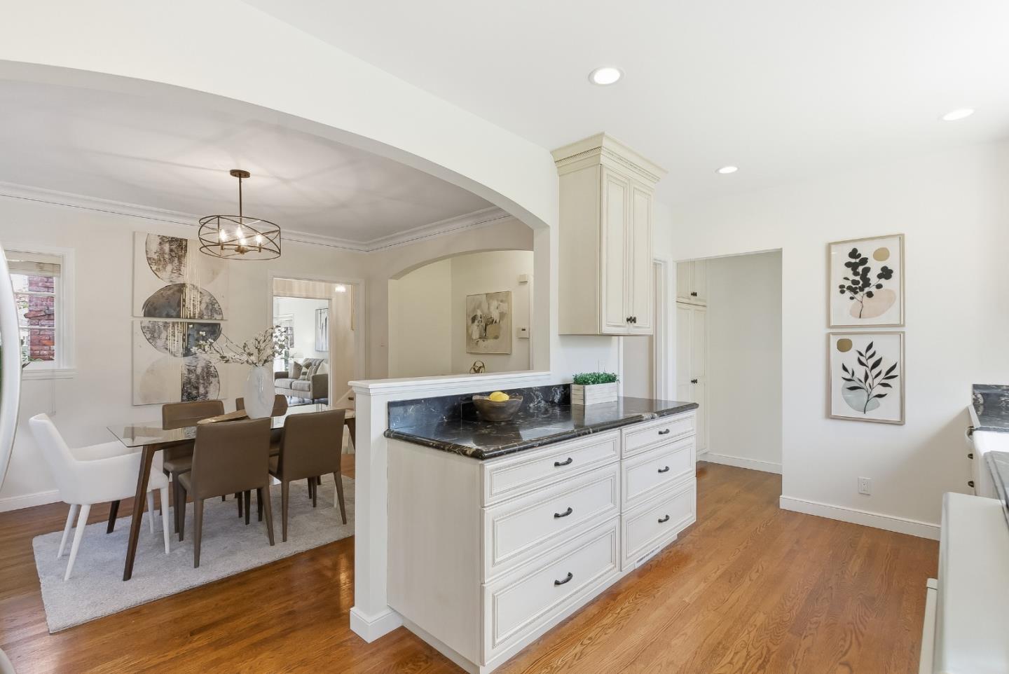 Detail Gallery Image 36 of 63 For 479 Marin Dr, Burlingame,  CA 94010 - 2 Beds | 2 Baths